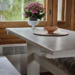 Kuikkaniemen Rantamoekki Alpesi faház Ranua