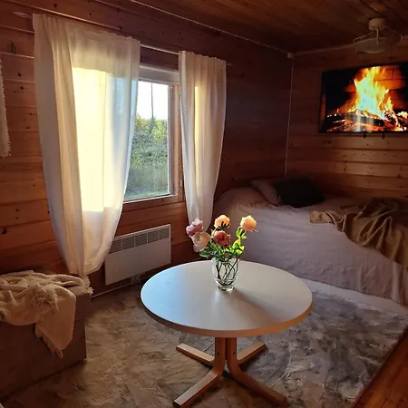 Kuikkaniemen Rantamoekki Chalé