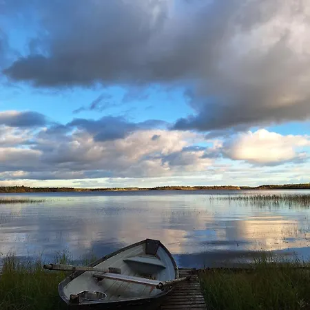 Kuikkaniemen Rantamoekki Chalé Ranua