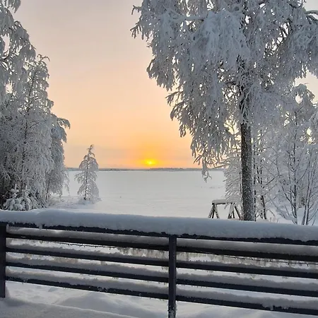 Chalet Kuikkaniemen Rantamoekki Ranua